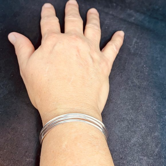 Vintage Sterling Silver Triple Wave Cuff Bracelet (3793) - Picture 6 of 7